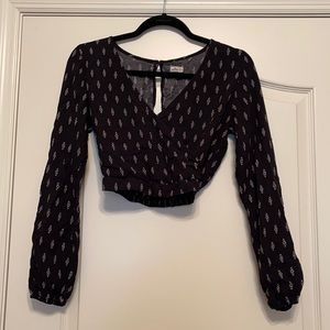 Cropped Hollister blouse